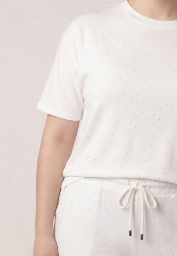 Born2be - Biały Komplet Bawełniany o Fasonie Oversize T-shirt i Spodnie Azilane. Kolor: biały. Materiał: bawełna