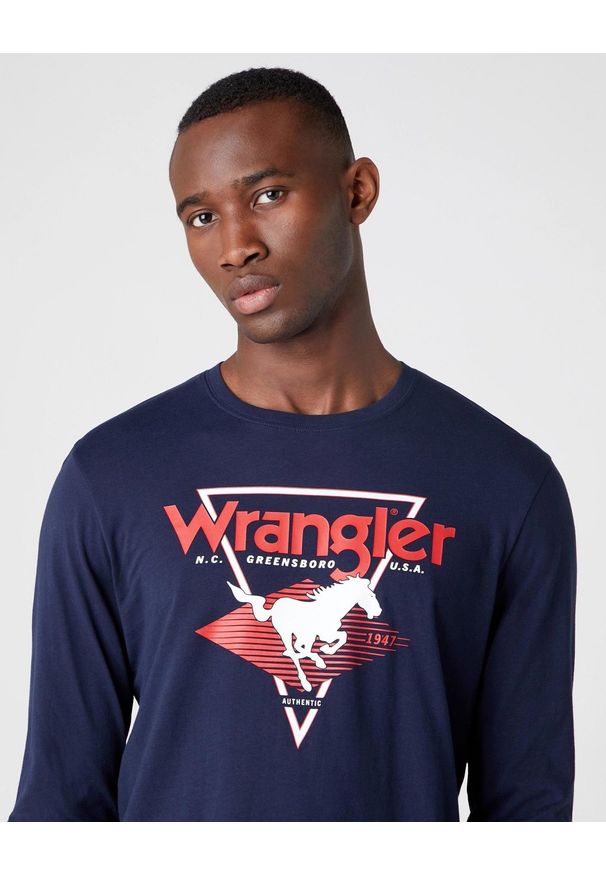 Wrangler - MĘSKI LONGSLEEVE WRANGLER LS MODERN AMERICANA NAVY W7G0D3114 112131821. Długość rękawa: długi rękaw
