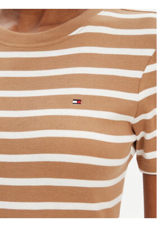 TOMMY HILFIGER - Tommy Hilfiger Sukienka codzienna New Cody WW0WW42721 Beżowy Slim Fit. Okazja: na co dzień. Kolor: beżowy. Materiał: bawełna. Typ sukienki: proste. Styl: casual