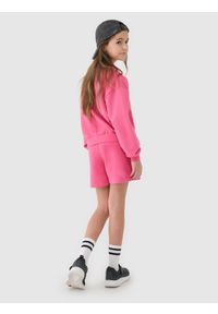 4f - 4F Spodenki dresowe dziewczęce - różowe 122 (6-7 lat). Kolor: różowy. Materiał: dresówka. Długość: krótkie. Wzór: ze splotem, gładki. Sezon: lato #2