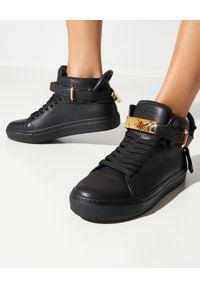 BUSCEMI - Czarne skórzane sneakersy 100MM. Nosek buta: okrągły. Kolor: czarny. Materiał: skóra. Wzór: aplikacja