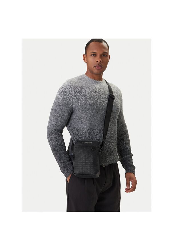 TOMMY HILFIGER - Saszetka Tommy Hilfiger. Kolor: czarny