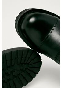 TwinSet - Twinset - Botki skórzane. Nosek buta: okrągły. Zapięcie: sznurówki. Kolor: czarny. Materiał: skóra. Szerokość cholewki: normalna. Styl: klasyczny. Wysokość obcasa: niski #5