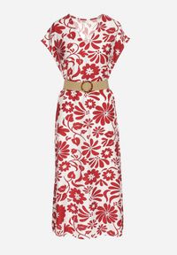 Born2be - Czerwona Wiskozowa Sukienka o Rozkloszowanym Kroju z Ozdobnym Paskiem z Klamrą Zarolena. Okazja: na co dzień, na spacer, na imprezę. Typ kołnierza: dekolt w kształcie V. Kolor: czerwony. Materiał: wiskoza. Sezon: lato. Typ sukienki: rozkloszowane. Styl: casual, elegancki #2