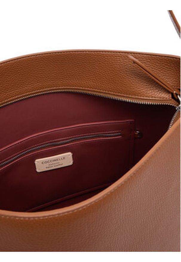 Coccinelle Torebka U4K Coccinelle C-Me Lock E1 U4K 13 01 02 Brązowy. Kolor: brązowy. Materiał: skórzane