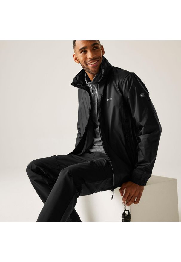 Regatta - Kurtka turystyczna męska Lyle IV przeciwdeszczowa. Kolor: czarny. Materiał: syntetyk. Sport: turystyka piesza