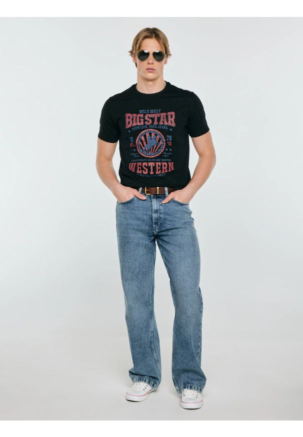 Big-Star - Koszulka męska z linii Authentic z nadrukiem czarna Wester 906. Okazja: na co dzień. Kolor: czarny. Materiał: bawełna. Wzór: nadruk. Styl: casual, klasyczny