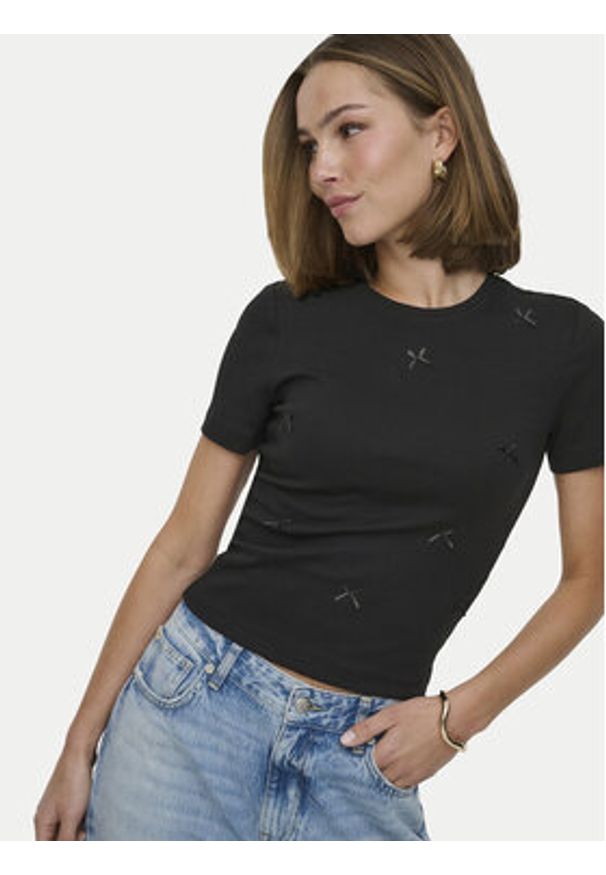 only - ONLY T-Shirt Femke 15369336 Czarny Slim Fit. Kolor: czarny. Materiał: bawełna