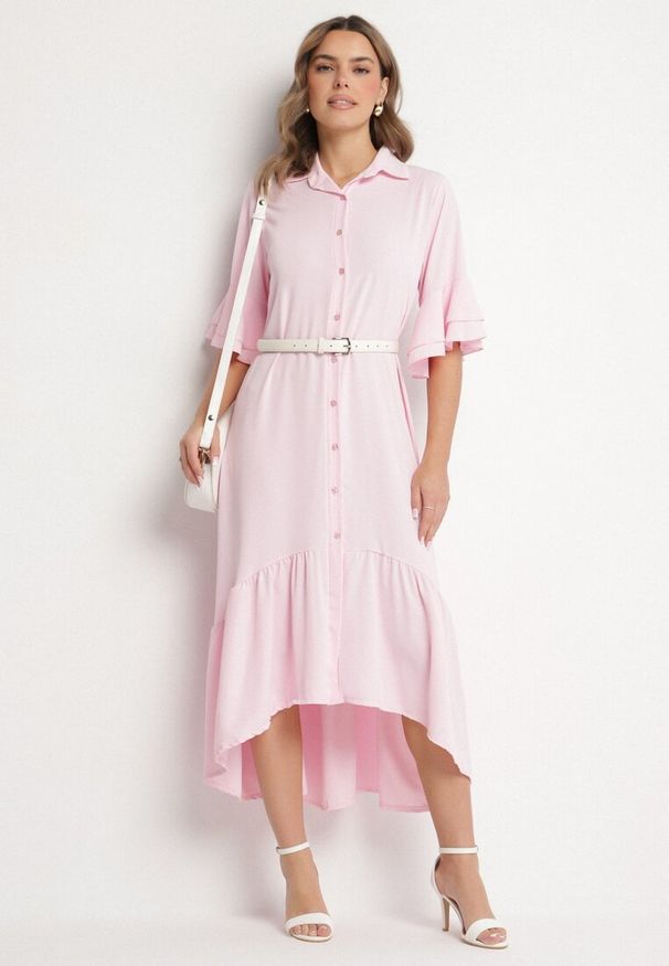 Born2be - Różowa Sukienka Koszulowa z Ozdobną Falbanką Daviravie. Okazja: na co dzień. Kolor: różowy. Typ sukienki: koszulowe. Styl: casual, klasyczny, elegancki