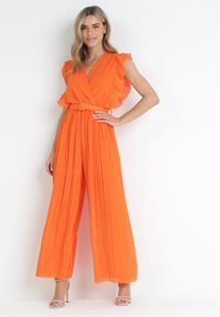 Born2be - Pomarańczowy Plisowany Kombinezon z Szerokimi Nogawkami i Wiązanym Paskiem Audra. Okazja: na co dzień. Kolor: pomarańczowy. Sezon: wiosna, lato. Styl: casual, elegancki #1