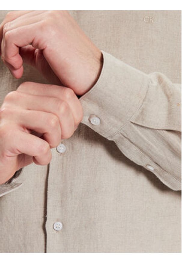 Calvin Klein Koszula Linen Solid Slim Shirt K10K109286 Beżowy Slim Fit. Kolor: beżowy. Materiał: len