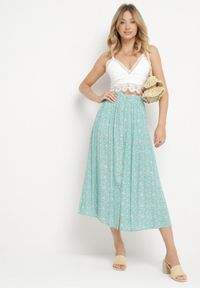 Born2be - Zielona Wiskozowa Spódnica Maxi w Kwiatowy Print Rozkloszowana Verdandi. Kolor: zielony. Materiał: wiskoza. Wzór: kwiaty, nadruk