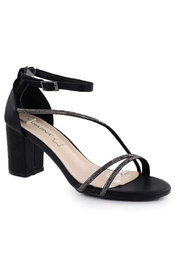 Sandały damskie na słupku z cyrkoniami czarne Sabatina 730-1. Kolor: czarny. Materiał: skóra ekologiczna. Obcas: na słupku