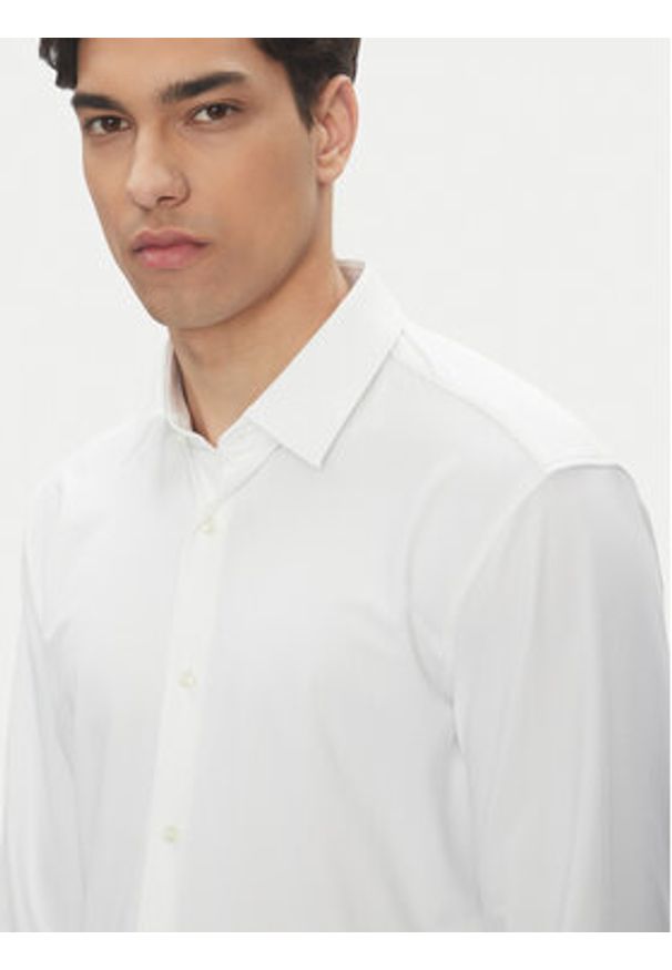 BOSS Koszula P-Hank 50539398 Biały Slim Fit. Kolor: biały. Materiał: syntetyk