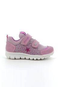 Primigi buty dziecięce kolor różowy. Nosek buta: okrągły. Zapięcie: rzepy. Kolor: różowy. Materiał: guma. Technologia: Gore-Tex #1