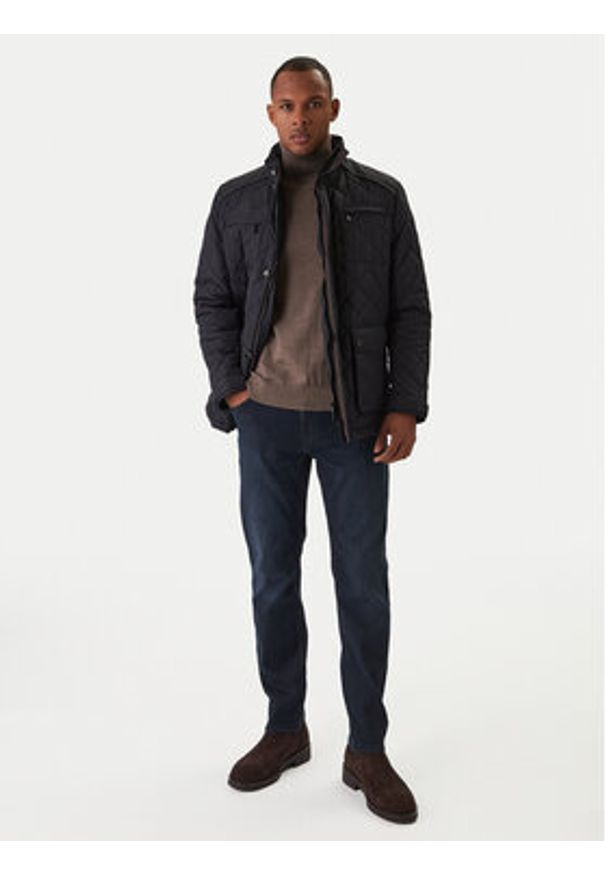 Bugatti Kurtka przejściowa 977800-99052 Granatowy Regular Fit. Kolor: niebieski. Materiał: syntetyk