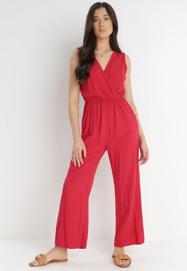 Born2be - Czerwony Kombinezon Hame. Kolor: czerwony. Materiał: wiskoza. Długość rękawa: na ramiączkach. Długość: długie. Styl: elegancki