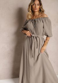 Renee - Beżowa Bawełniana Sukienka z Muślinu Wiązana przy Dekolcie z Paskiem i Gumką w Talii Tasda. Okazja: na co dzień. Typ kołnierza: dekolt hiszpanka. Kolor: beżowy. Materiał: bawełna. Typ sukienki: proste. Styl: casual #4