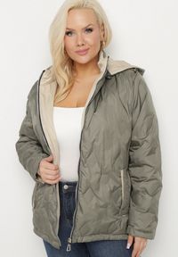 Born2be - Zielona Kurtka Dwustronna z Odpinanym Kapturem Frolbia. Okazja: na co dzień. Kolor: zielony. Materiał: jeans. Wzór: gładki. Styl: klasyczny, casual, elegancki #4
