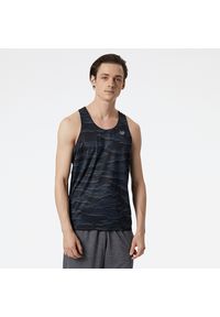 Koszulka New Balance MT03202BMM – czarna. Kolor: czarny. Materiał: materiał, poliester. Długość rękawa: bez rękawów. Sport: fitness