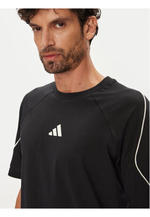 Adidas - adidas T-Shirt Stadium JN1824 Czarny Regular Fit. Kolor: czarny. Materiał: bawełna