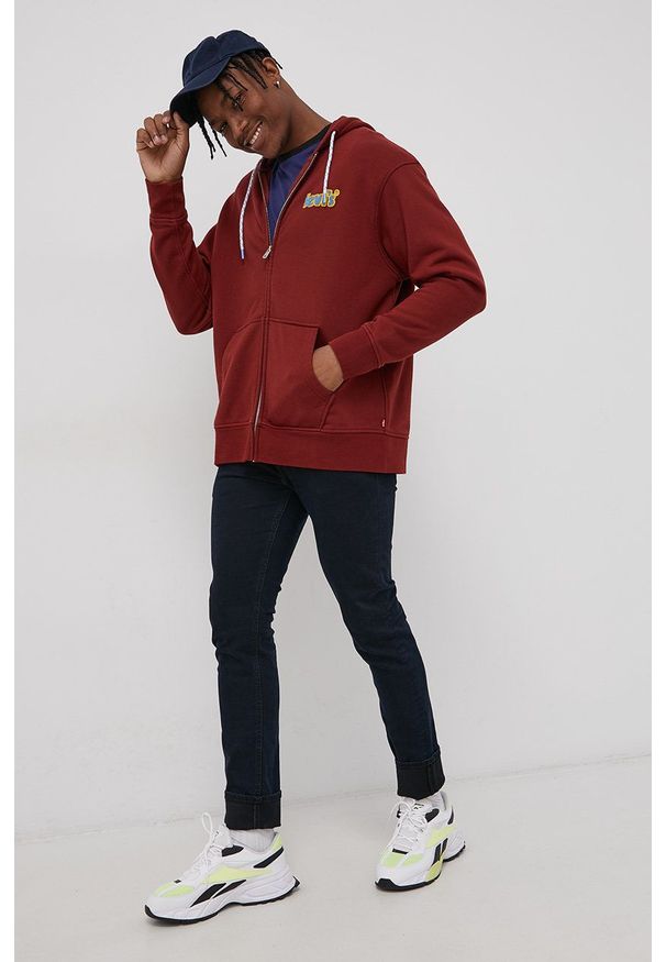 Levi's® - Levi's Bluza bawełniana męska kolor bordowy z kapturem gładka. Okazja: na spotkanie biznesowe. Typ kołnierza: kaptur. Kolor: czerwony. Materiał: bawełna. Wzór: gładki. Styl: biznesowy