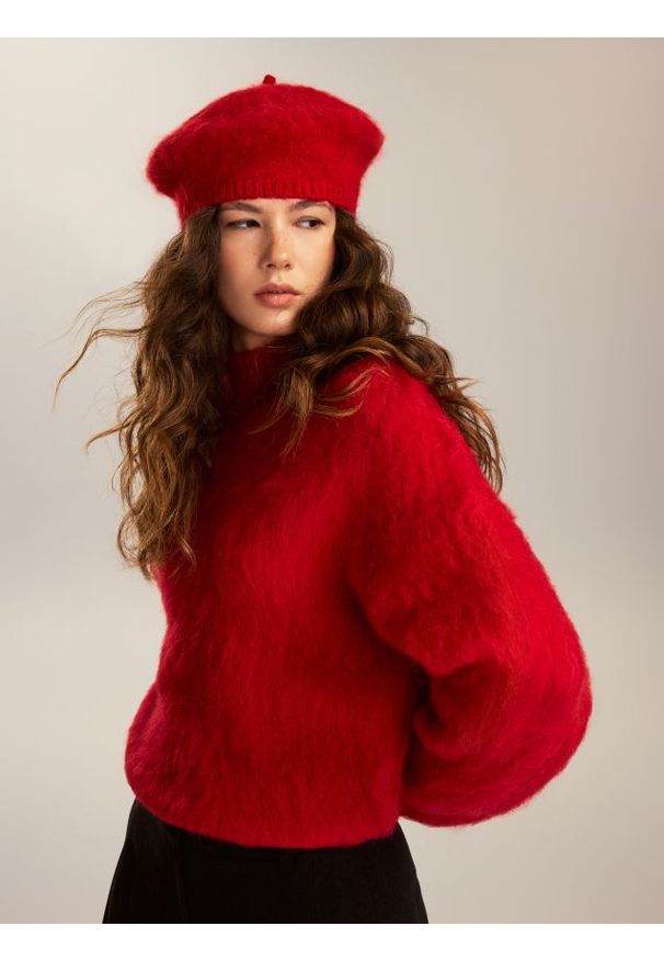 Reserved - Sweter z alpaką - czerwony. Kolor: czerwony. Materiał: dzianina, wełna