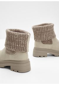 bonprix - Sztyblety. Kolor: beżowy. Sezon: zima #2