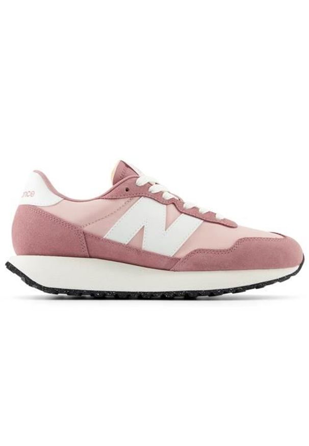 Buty do chodzenia damskie New Balance 237. Kolor: różowy. Materiał: zamsz, materiał. Szerokość cholewki: normalna. Sport: turystyka piesza