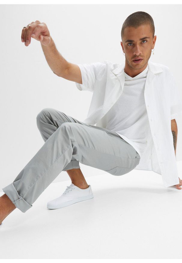 bonprix - Spodnie ze stretchem i elastyczną gumką w talii, regular fit, prosta nogawka. Kolor: szary