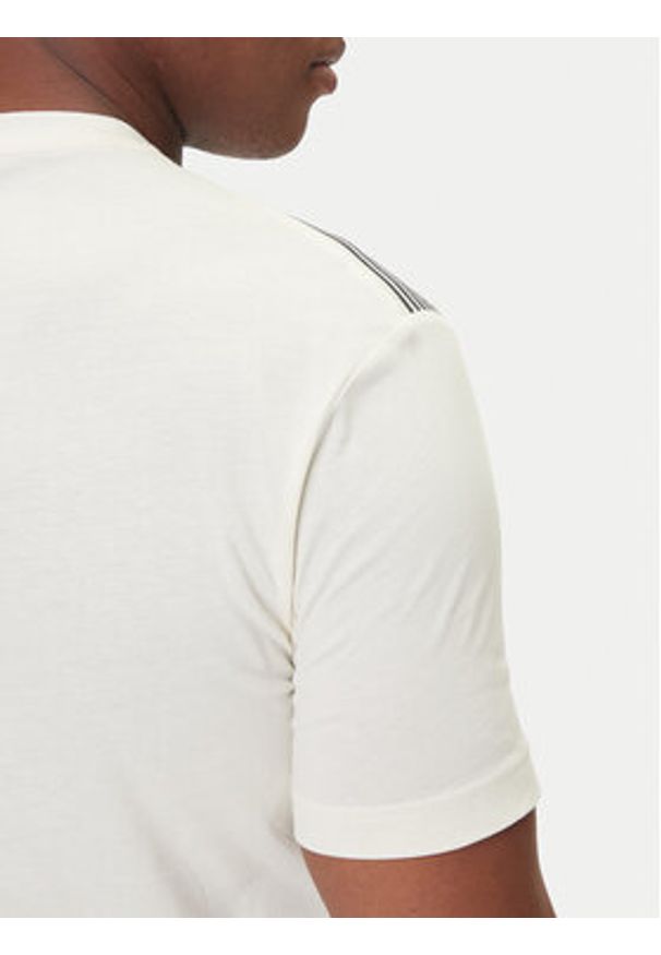EA7 Emporio Armani T-Shirt 7M000961 AF10375 U1105 Beżowy Regular Fit. Kolor: beżowy. Materiał: bawełna