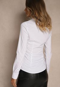 Renee - Biała Koszula z Bawełną Ozdobiona Marszczeniem Enixe. Okazja: do pracy, na spotkanie biznesowe. Kolor: biały. Materiał: bawełna. Wzór: aplikacja. Styl: klasyczny, elegancki, biznesowy #4