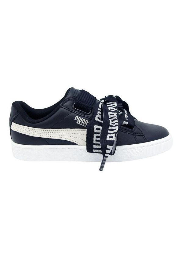 Buty do chodzenia damskie Puma Basket Heart Safari DE. Zapięcie: sznurówki. Kolor: biały, czarny, wielokolorowy. Materiał: skóra, syntetyk, materiał. Szerokość cholewki: normalna. Sport: turystyka piesza