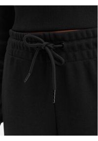 Reebok Spodnie dresowe Zuzanna RK25496CCW Czarny Regular Fit. Kolor: czarny. Materiał: syntetyk #5