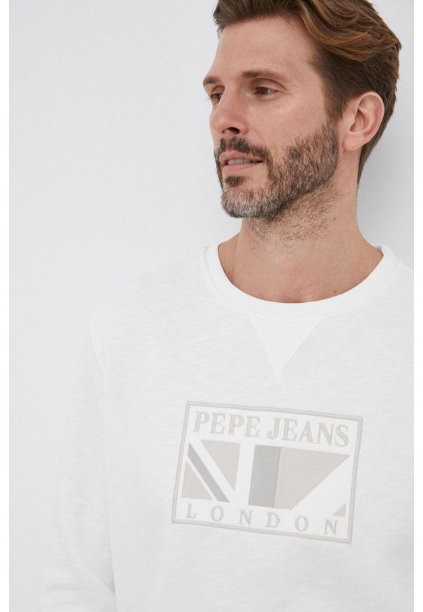 Pepe Jeans Bluza męska kolor biały z aplikacją. Okazja: na co dzień. Kolor: biały. Materiał: dzianina. Wzór: aplikacja. Styl: casual