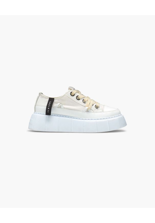 Inuikii - Sneakersy damskie INUIKII MATILDA CANVAS LOW. Okazja: na co dzień. Kolor: kremowy. Materiał: materiał, jeans, bawełna, guma. Szerokość cholewki: normalna