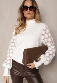 Renee - Biały Półgolf Sweter z Wiskozą Ściągaczem i Koronką Liasara. Kolor: biały. Materiał: koronka, wiskoza. Wzór: koronka. Sezon: zima #5