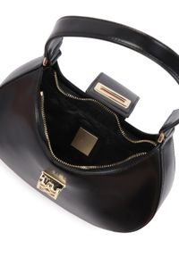 Kazar - Czarna torebka baguette z eleganckim zapięciem. Kolor: czarny. Wzór: aplikacja. Materiał: skórzane. Styl: elegancki. Rodzaj torebki: na ramię #4