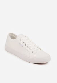 Born2be - Białe Klasyczne Trampki w Minimalistycznym Stylu Aroadella. Okazja: na co dzień. Kolor: biały. Materiał: jeans. Styl: klasyczny #8