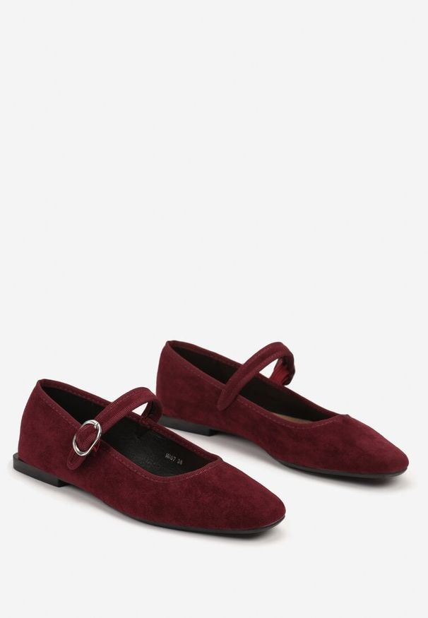 Renee - Bordowe Balerinki o Kwadratowym Nosku w Stylu Mary Jane z Paseczkiem Naiva. Okazja: na co dzień. Zapięcie: pasek. Kolor: czerwony. Wzór: kropki. Styl: elegancki, klasyczny, casual