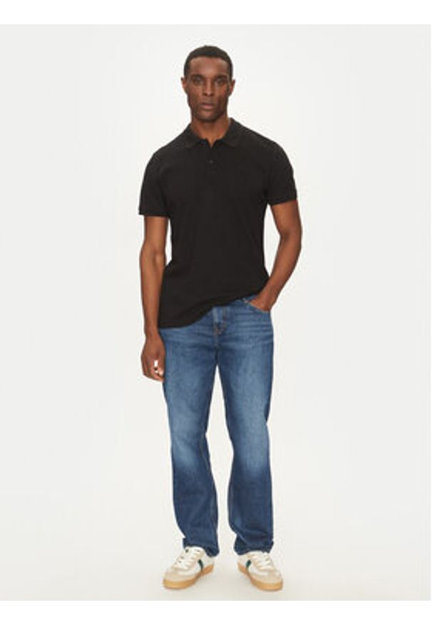 Mustang Polo Pierre 1016295 Czarny Slim Fit. Typ kołnierza: polo. Kolor: czarny. Materiał: bawełna