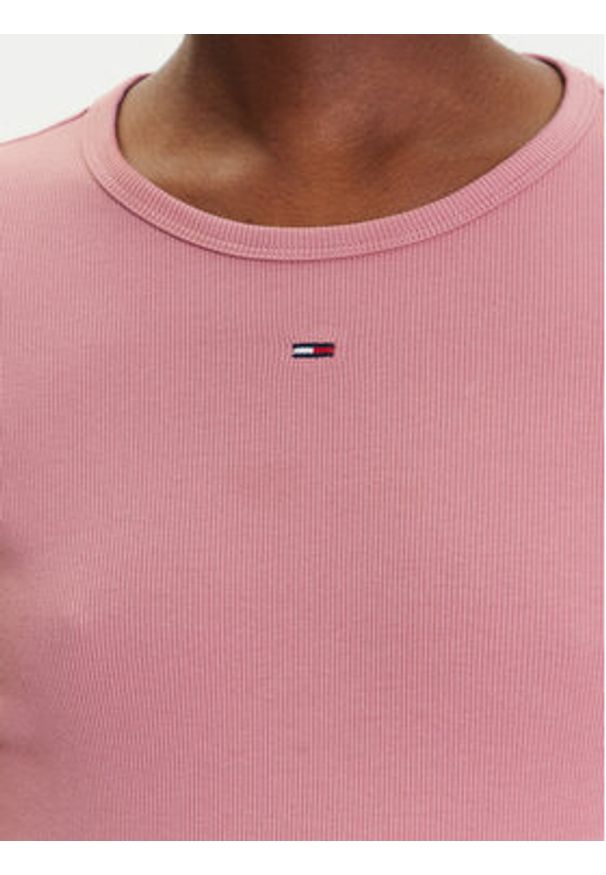 Tommy Jeans T-Shirt Essential DW0DW17383 Różowy Slim Fit. Kolor: różowy. Materiał: bawełna