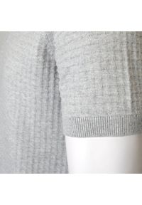 Dzianinowa Koszulka Polo - Pako Jeans - Popielata, Faktura Materiału. Okazja: na co dzień. Typ kołnierza: polo. Kolor: szary. Materiał: bawełna. Wzór: ze splotem. Styl: casual #4