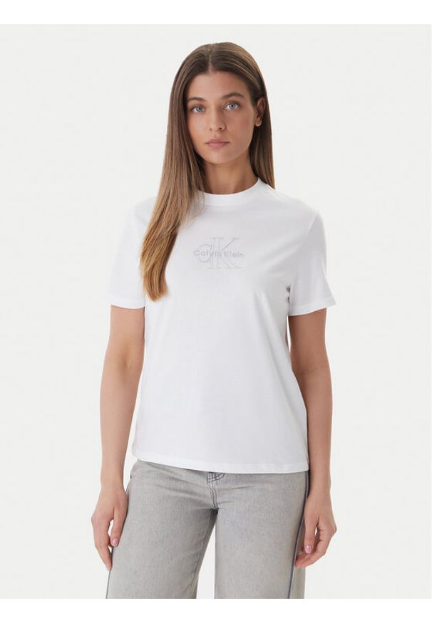 Calvin Klein Jeans T-Shirt LV047F831G Biały Regular Fit. Kolor: biały. Materiał: bawełna