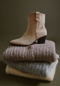 Born2be - Beżowe Botki Kowbojki Vices na Obcasie Florefedi. Nosek buta: szpiczasty. Kolor: beżowy. Materiał: jeans. Obcas: na obcasie. Styl: klasyczny. Wysokość obcasa: średni #3