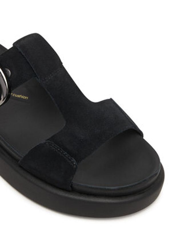 Clarks Klapki Aristella West 26185813 Czarny. Kolor: czarny. Materiał: zamsz, skóra