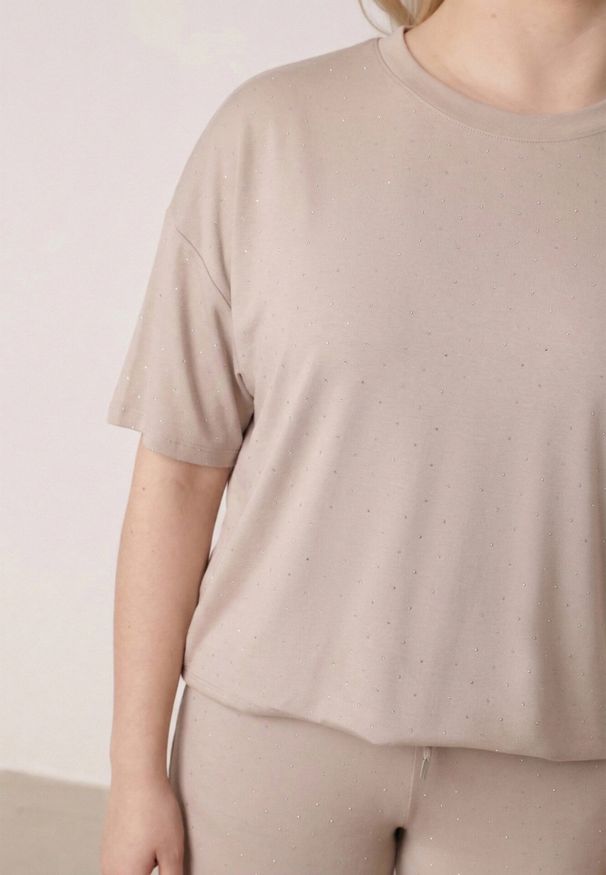 Born2be - Beżowy Komplet Bawełniany o Fasonie Oversize T-shirt i Spodnie Azilane. Kolor: beżowy. Materiał: bawełna