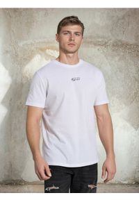 Sinsay - Bawełniana koszulka z nadrukiem - biały. Kolor: biały. Materiał: bawełna. Wzór: nadruk #1