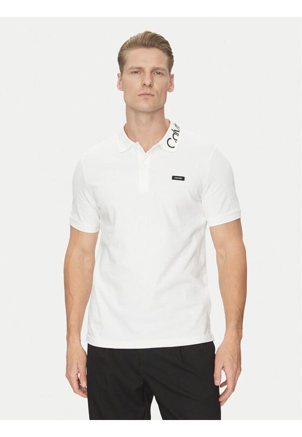 Calvin Klein Polo K10K114474 Biały Regular Fit. Typ kołnierza: polo. Kolor: biały. Materiał: bawełna