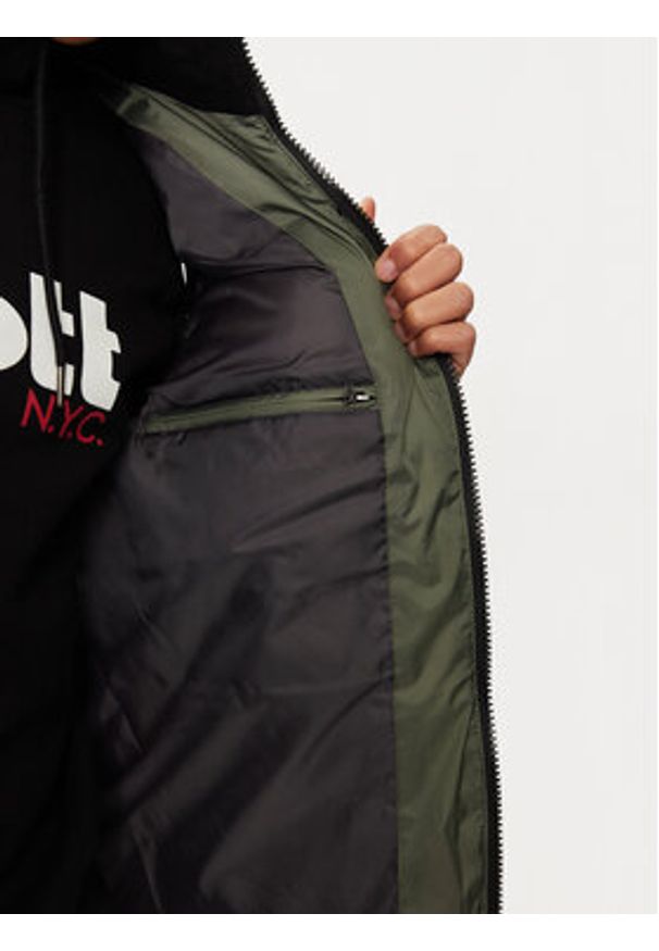 Schott NYC Bezrękawnik UTAHV Zielony Regular Fit. Kolor: zielony. Materiał: syntetyk. Długość rękawa: bez rękawów